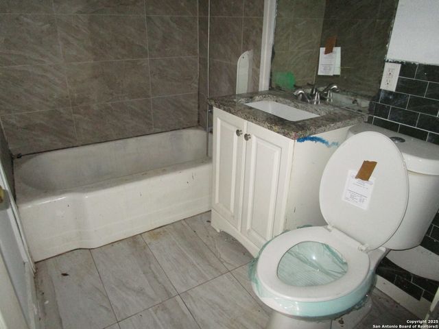 250 Koehler, San Antonio, TX 78223