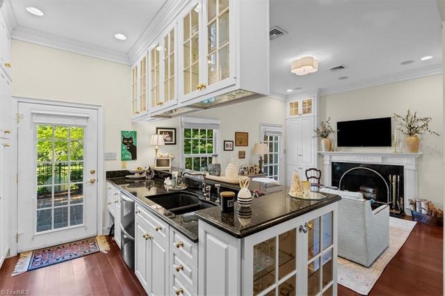 1108 Dover Road H, Greensboro, NC 27408