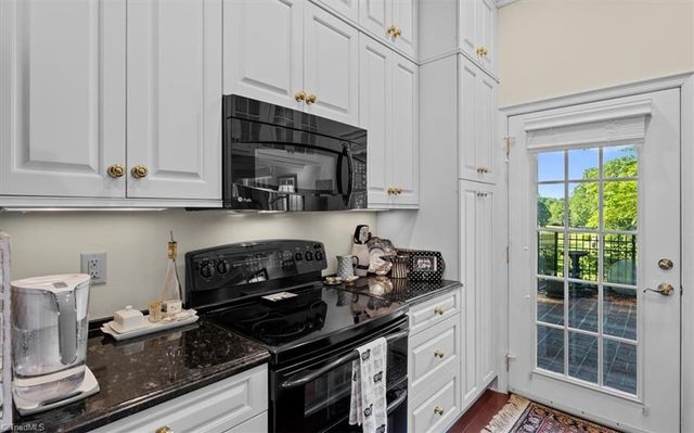1108 Dover Road H, Greensboro, NC 27408