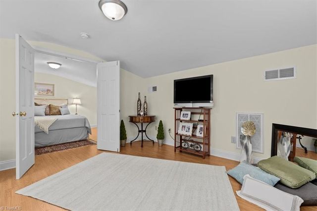 1108 Dover Road H, Greensboro, NC 27408