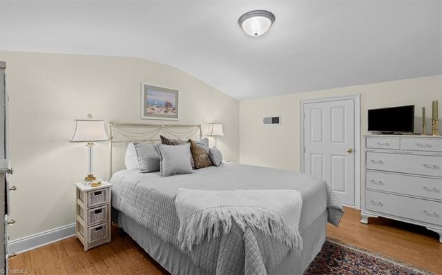 1108 Dover Road H, Greensboro, NC 27408