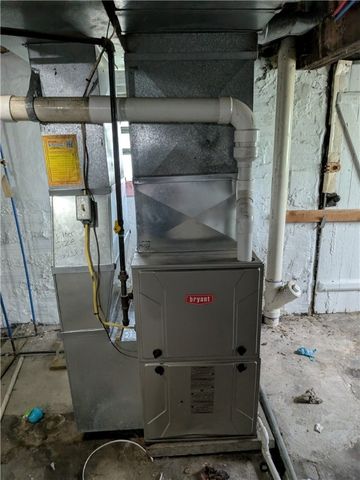 709 Fruit Way, Mckees Rocks, PA 15136