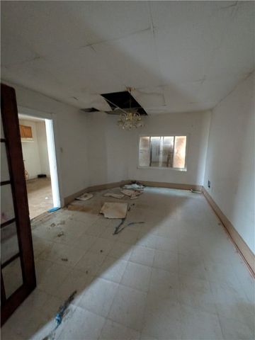 709 Fruit Way, Mckees Rocks, PA 15136