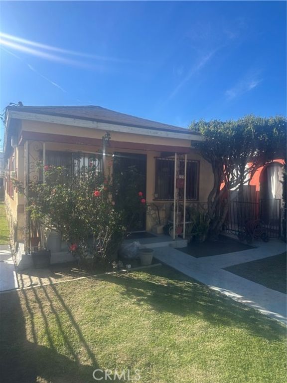 8815 S Fir Avenue, Los Angeles, CA 90002