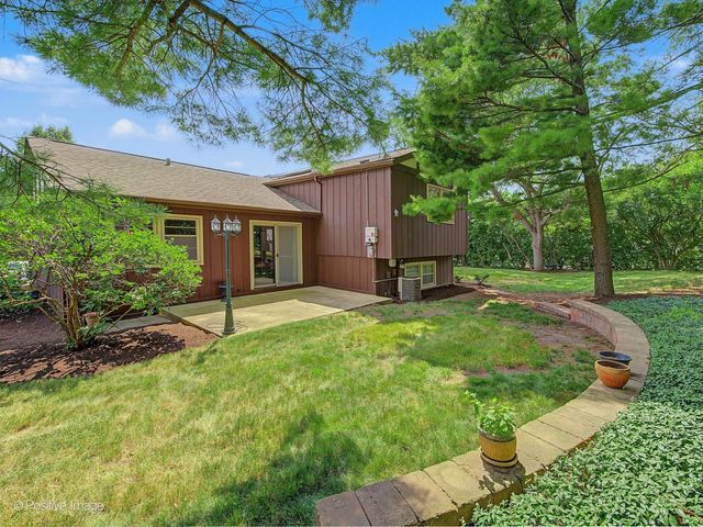800 Marston Avenue NE, Glen Ellyn, IL 60137