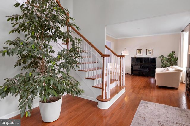 7 WINDFLOWER CT, Robbinsville, NJ 08691