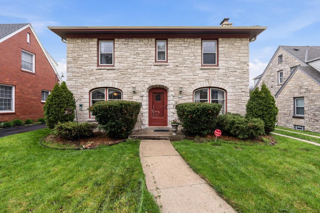 2790 Avondale BOULEVARD, Milwaukee, WI 53210