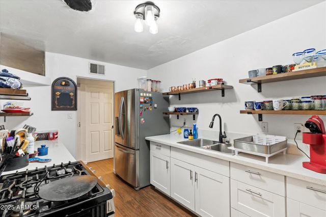 1225 N 33RD Street, Phoenix, AZ 85008