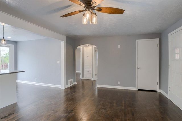 2747 N 52nd Street, Kansas City, KS 66104