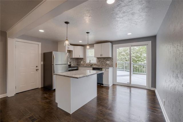 2747 N 52nd Street, Kansas City, KS 66104