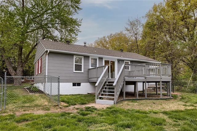 2747 N 52nd Street, Kansas City, KS 66104