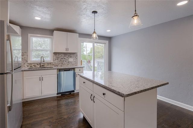 2747 N 52nd Street, Kansas City, KS 66104