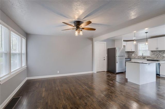 2747 N 52nd Street, Kansas City, KS 66104
