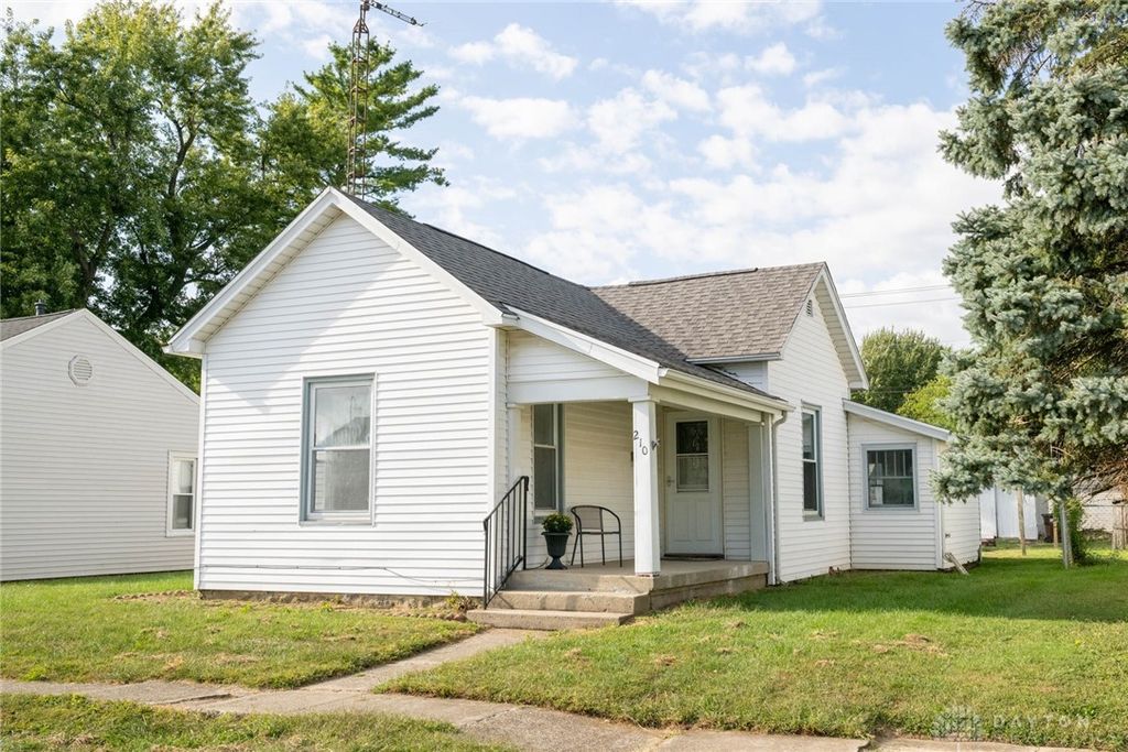 210 W Spring Street, Eaton, OH 45320