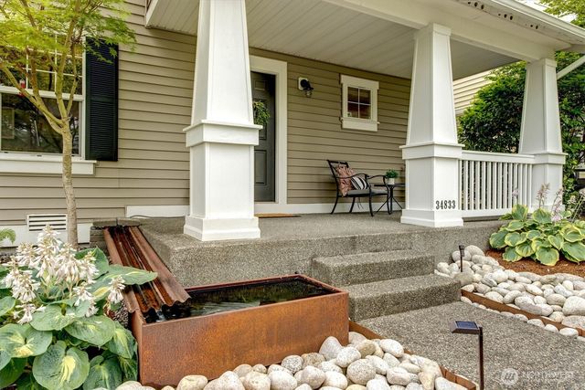 34833 SE Ridge Street, Snoqualmie, WA 98065