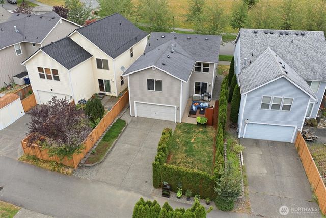 34833 SE Ridge Street, Snoqualmie, WA 98065