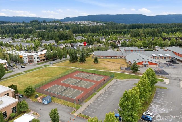 34833 SE Ridge Street, Snoqualmie, WA 98065