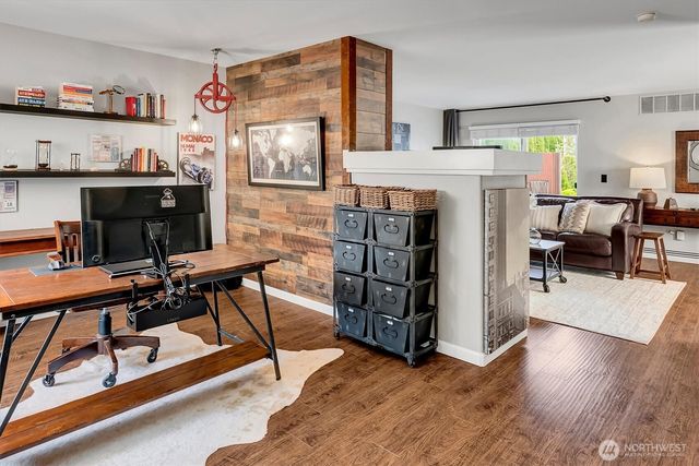 34833 SE Ridge Street, Snoqualmie, WA 98065
