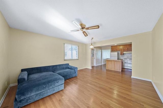 4924 Mission Road, Roeland Park, KS 66205