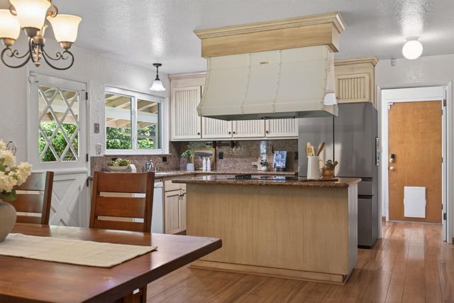 4617 Ringold Rd, Diamond Springs, CA 95619
