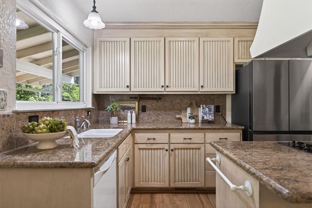 4617 Ringold Rd, Diamond Springs, CA 95619