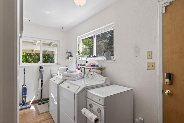 4617 Ringold Rd, Diamond Springs, CA 95619