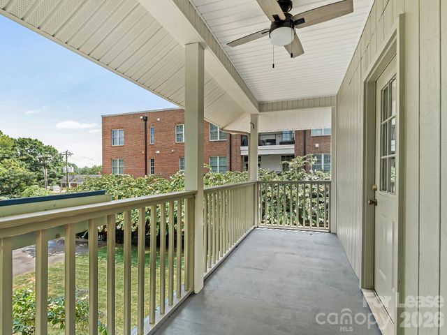 2243 Selwyn Avenue 103, Charlotte, NC 28207