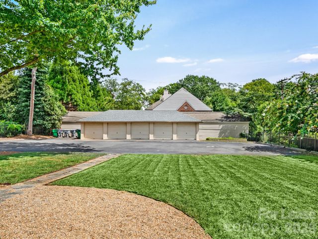 2243 Selwyn Avenue 103, Charlotte, NC 28207