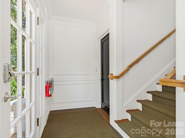 2243 Selwyn Avenue 103, Charlotte, NC 28207
