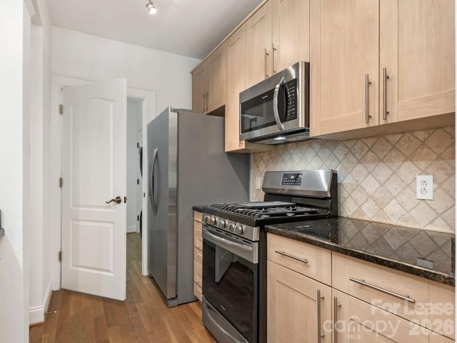 2243 Selwyn Avenue 103, Charlotte, NC 28207