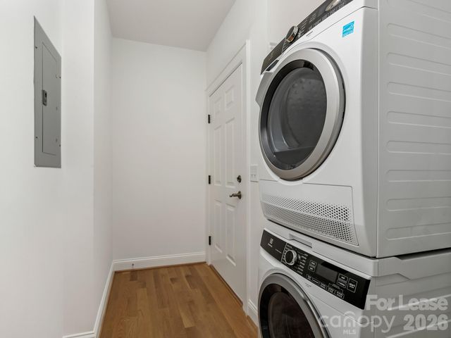 2243 Selwyn Avenue 103, Charlotte, NC 28207