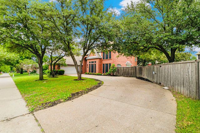 2639 Valley Creek Trail, Mckinney, TX 75072