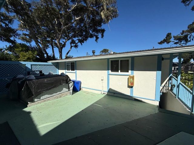 851 Lyndon Street, Monterey, CA 93940