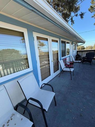 851 Lyndon Street, Monterey, CA 93940