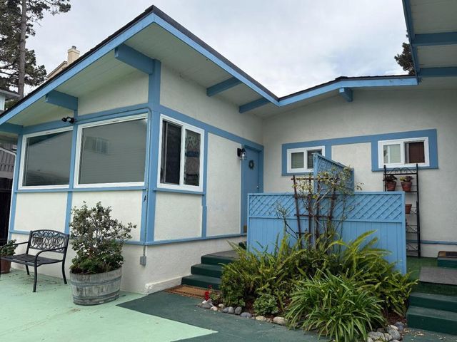 851 Lyndon Street, Monterey, CA 93940