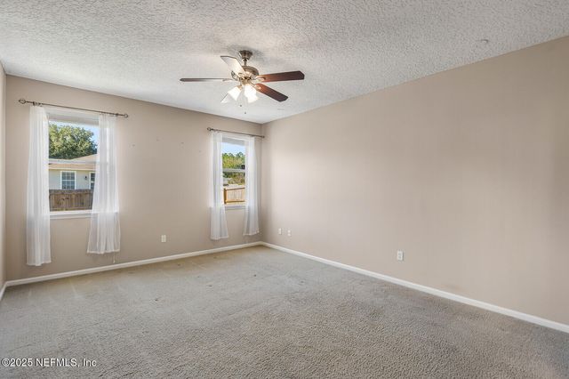 76073 LONG POND Loop, Yulee, FL 32097