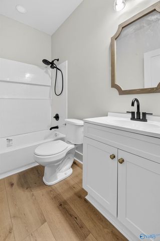 156 Robert Circle, Guntersville, AL 35976