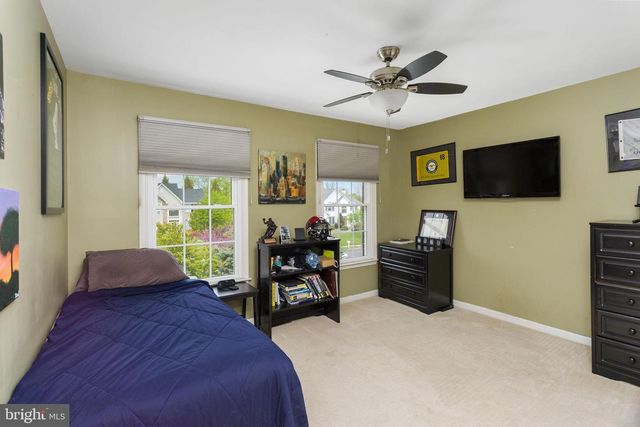 17 BROOKSHIRE DR, Robbinsville, NJ 08691