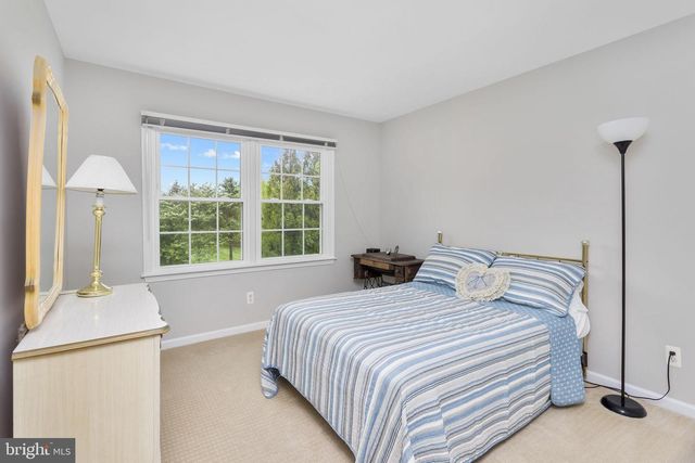 17 BROOKSHIRE DR, Robbinsville, NJ 08691