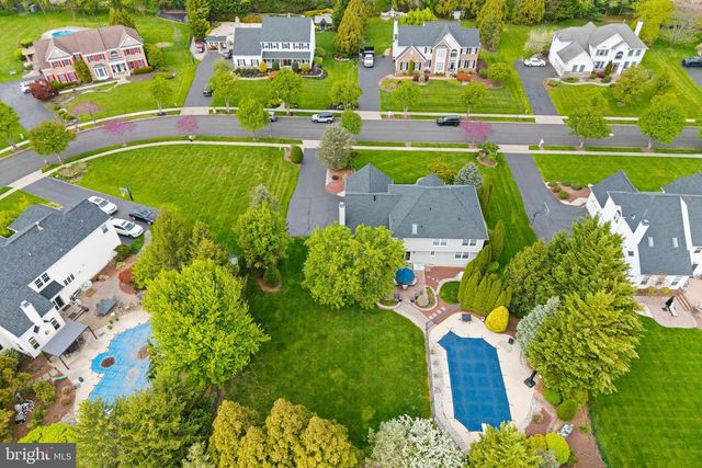 17 BROOKSHIRE DR, Robbinsville, NJ 08691