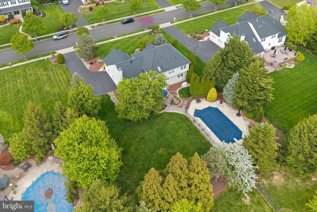 17 BROOKSHIRE DR, Robbinsville, NJ 08691