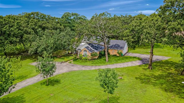 130 Vz County Road 3509, Edgewood, TX 75117