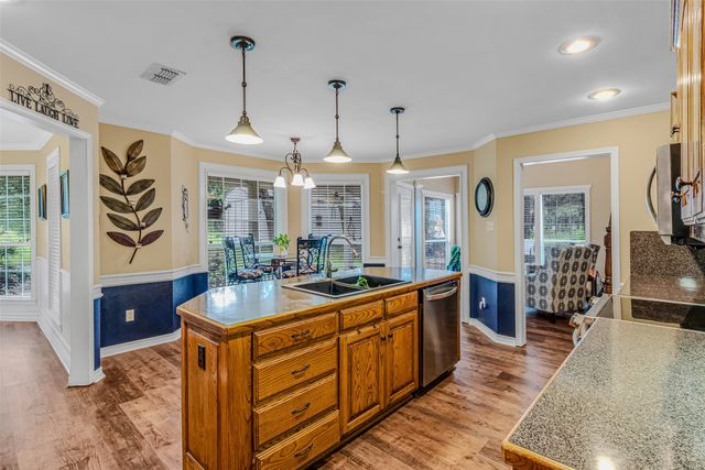 130 Vz County Road 3509, Edgewood, TX 75117