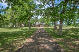 130 Vz County Road 3509, Edgewood, TX 75117