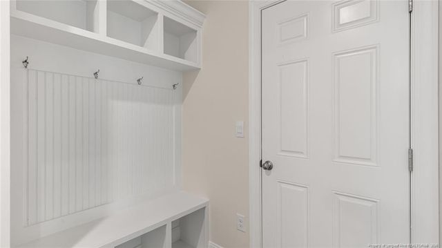 1124 Summer Daisy Circle, Aberdeen, NC 28315