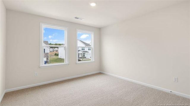 1124 Summer Daisy Circle, Aberdeen, NC 28315