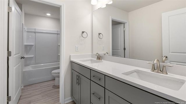 1124 Summer Daisy Circle, Aberdeen, NC 28315