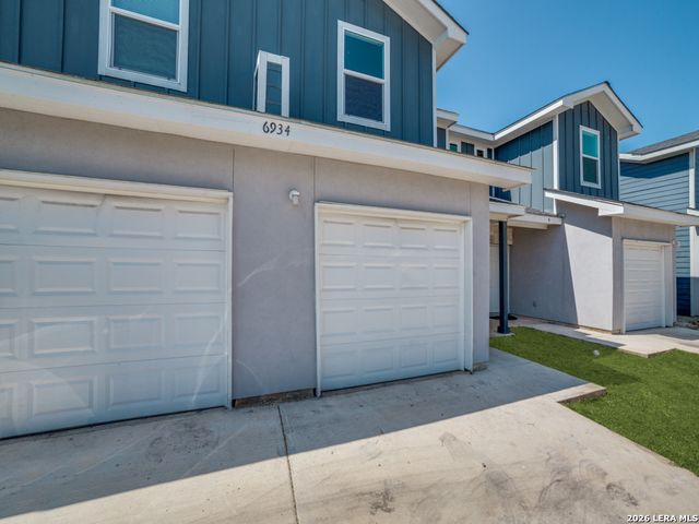 6934 CRESTWAY RD, San Antonio, TX 78239