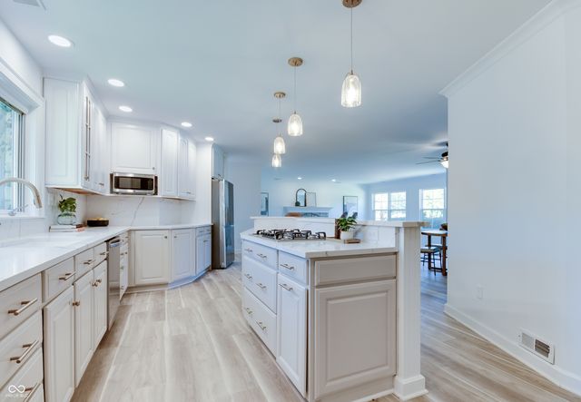 6502 Allisonville Road, Indianapolis, IN 46220