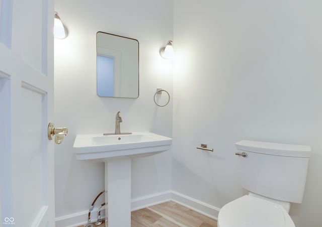 6502 Allisonville Road, Indianapolis, IN 46220